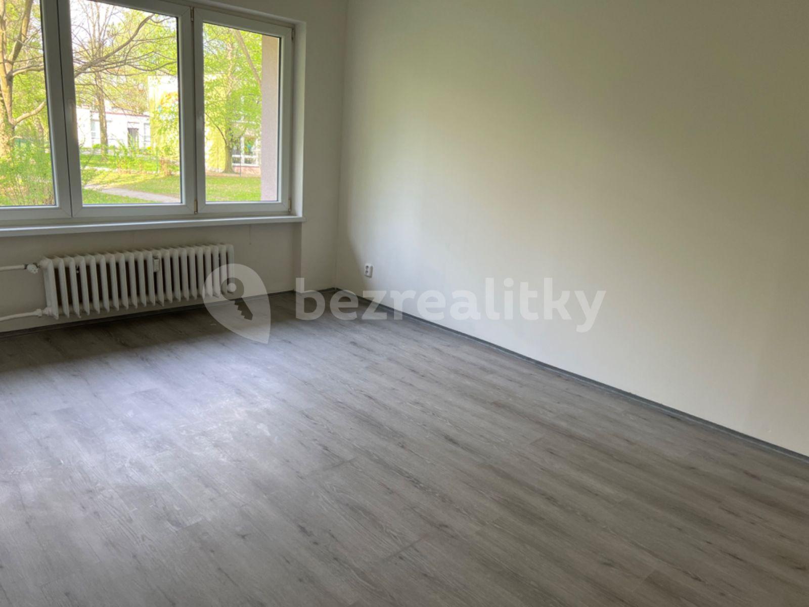 Studio flat for sale, 35 m², 29. dubna, Ostrava, Moravskoslezský Region
