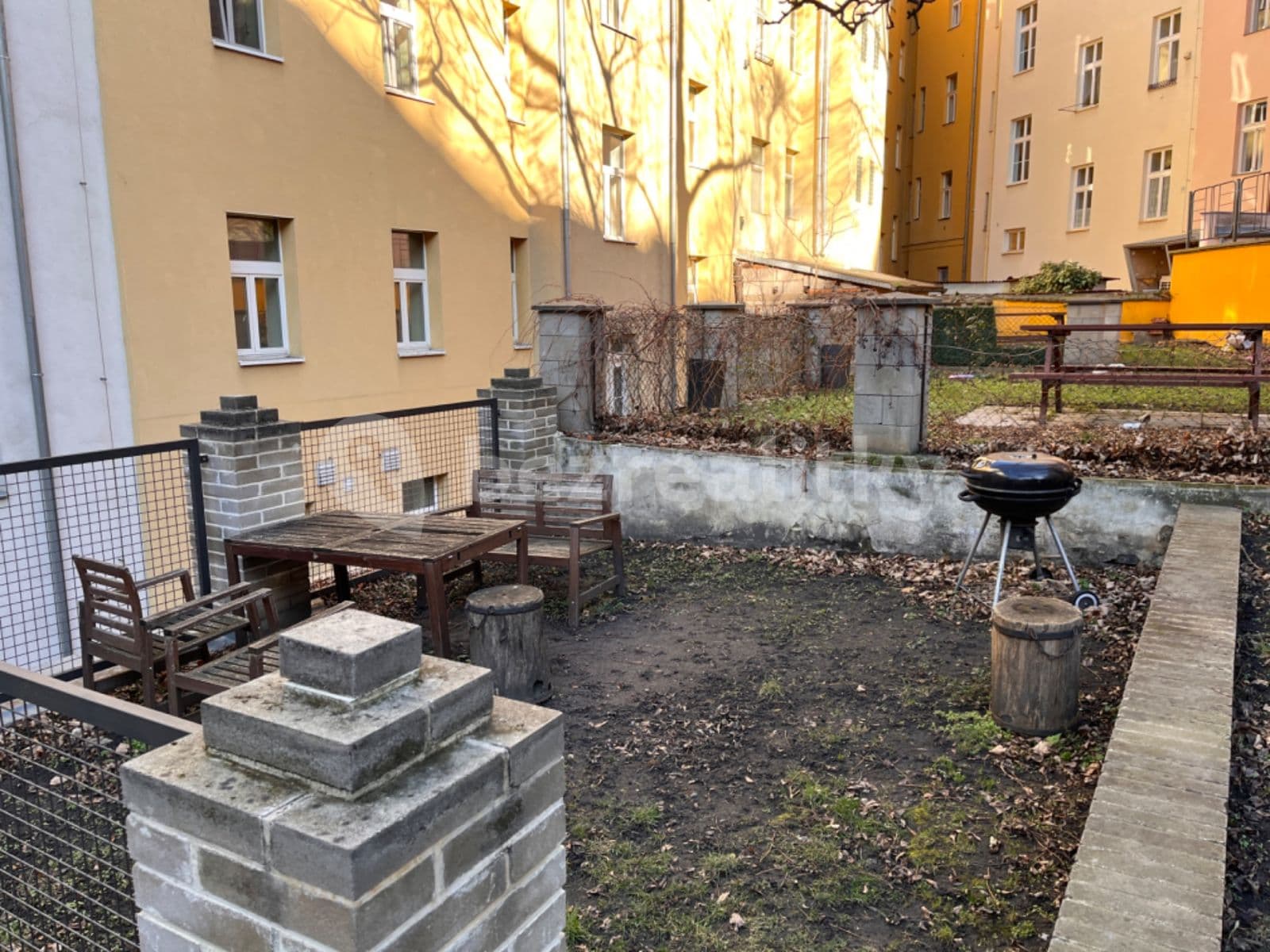 1 bedroom with open-plan kitchen flat to rent, 40 m², Bořivojova, Prague, Prague 1 bedroom with open-plan kitchen flat to rent, 40 m², Bořivojova, Prague, Prague