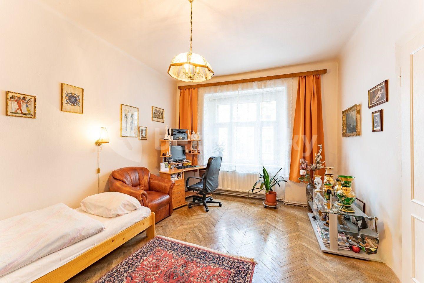 4 bedroom flat for sale, 114 m², Jaromírova, Prague, Prague