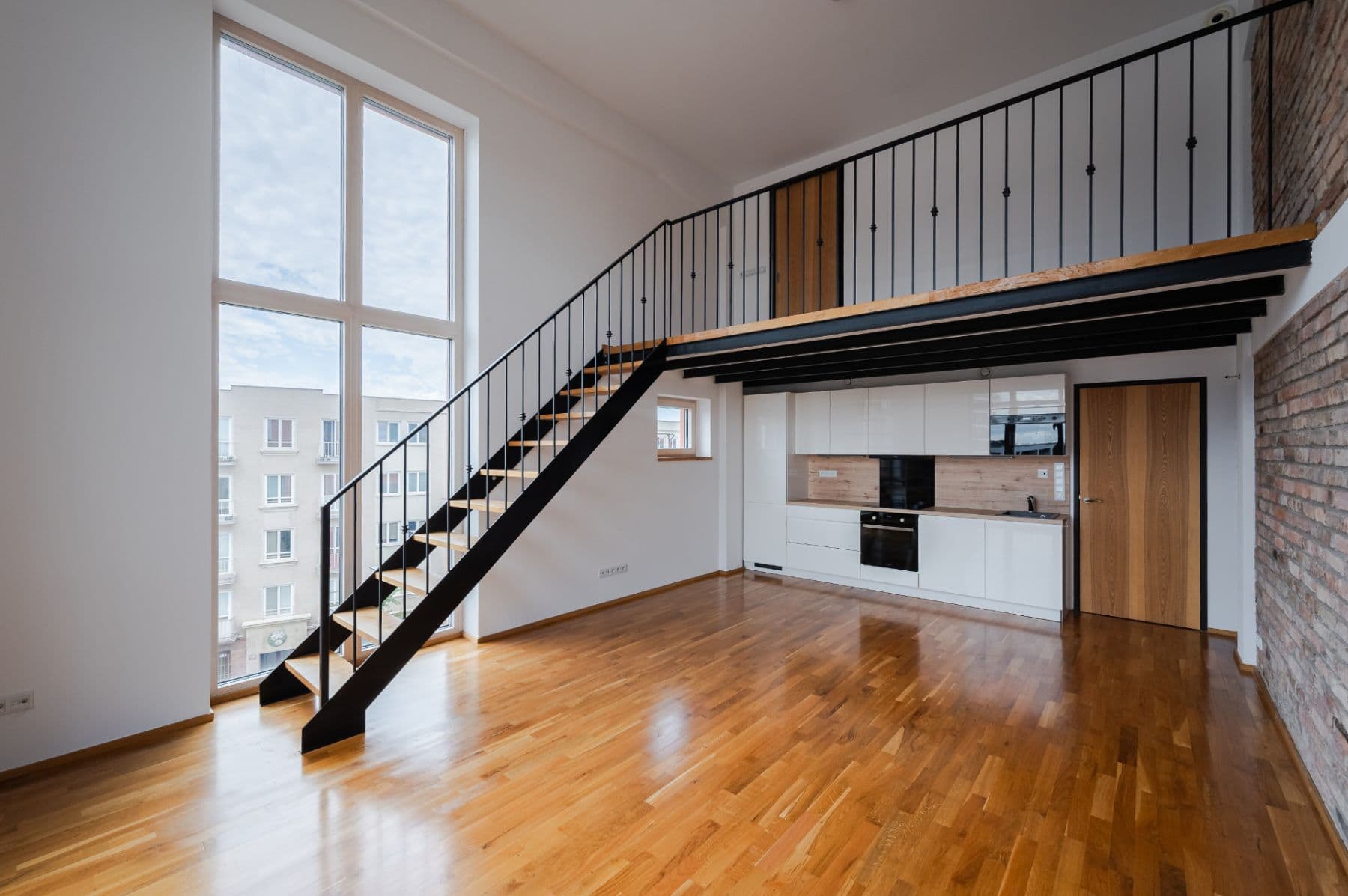 2 bedroom with open-plan kitchen flat to rent, 94 m², Ambrožova, Prague, Prague 2 bedroom with open-plan kitchen flat to rent, 94 m², Ambrožova, Prague, Prague
