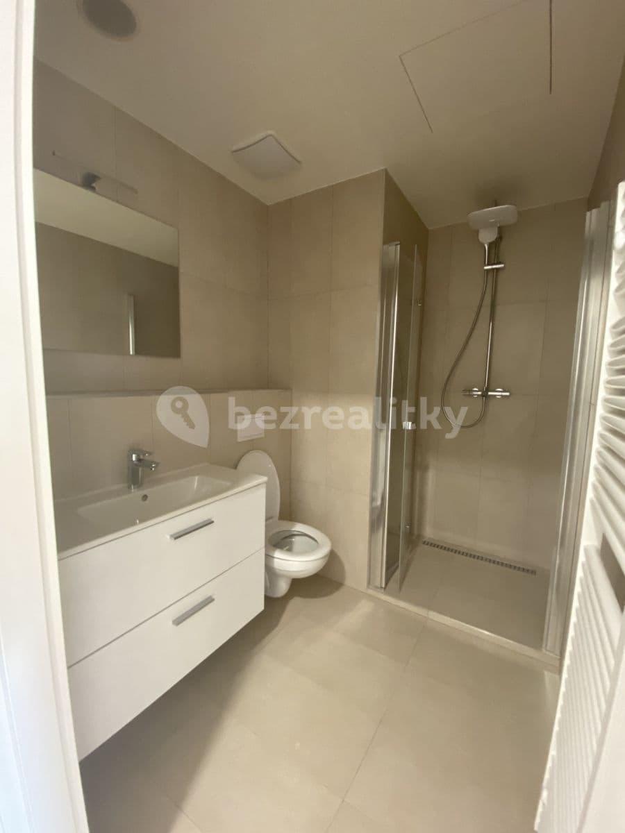 Studio flat to rent, 27 m², Perucká, Prague, Prague Studio flat to rent, 27 m², Perucká, Prague, Prague