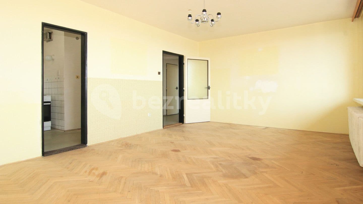 3 bedroom flat for sale, 71 m², Pod dálnicí, Prague, Prague
