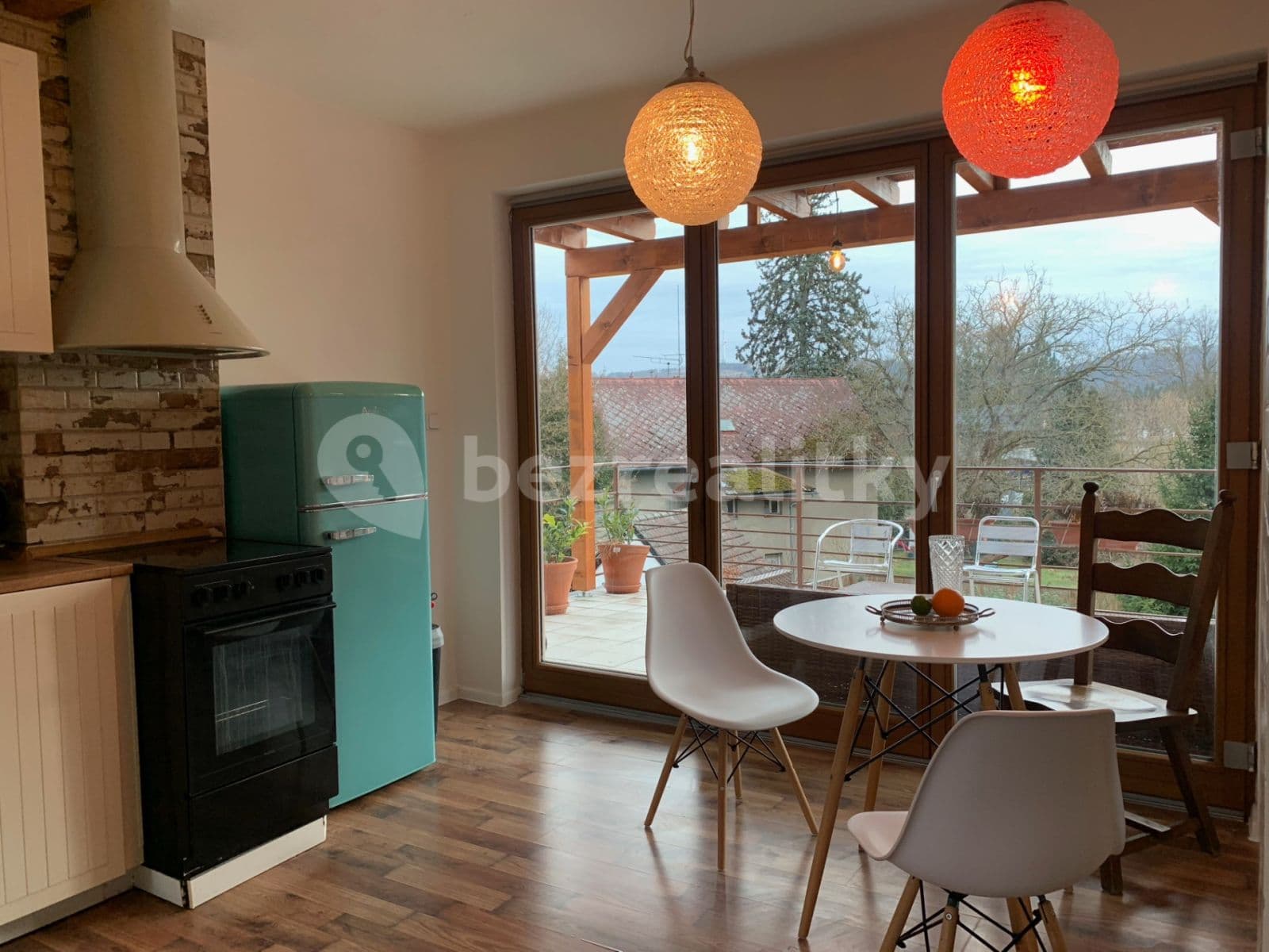 3 bedroom with open-plan kitchen flat to rent, 75 m², Poštovní, Černošice, Středočeský Region 3 bedroom with open-plan kitchen flat to rent, 75 m², Poštovní, Černošice, Středočeský Region