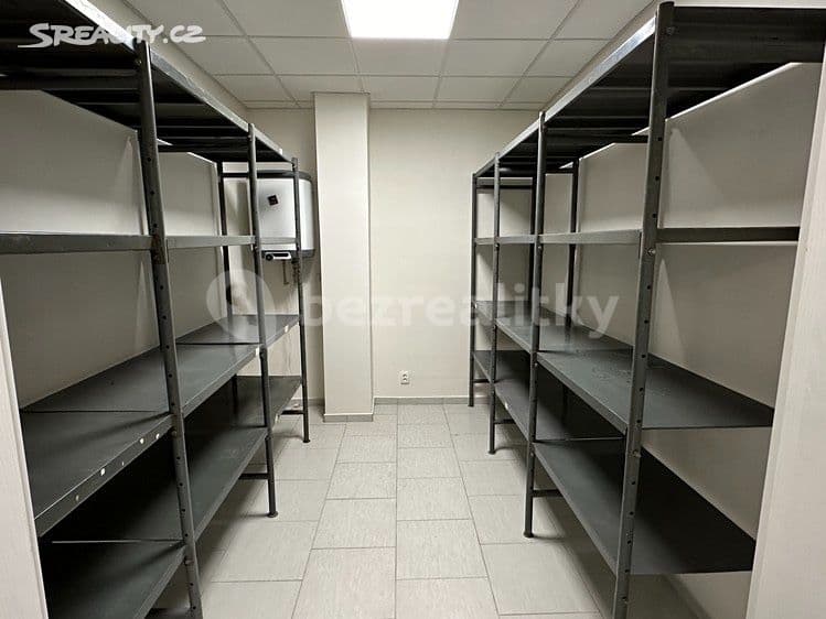 non-residential property to rent, 77 m², Horní náměstí, Divišov, Středočeský Region non-residential property to rent, 77 m², Horní náměstí, Divišov, Středočeský Region