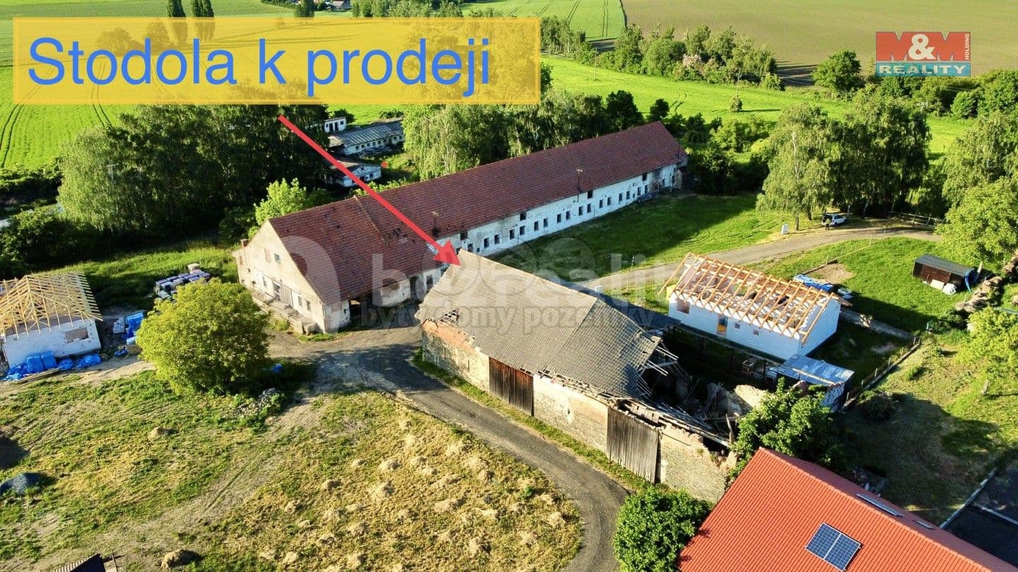 house for sale, 410 m², Dolní Chvatliny, Středočeský Region