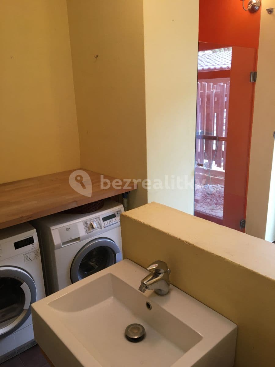 4 bedroom with open-plan kitchen flat to rent, 150 m², Prachovská, Prague, Prague 4 bedroom with open-plan kitchen flat to rent, 150 m², Prachovská, Prague, Prague