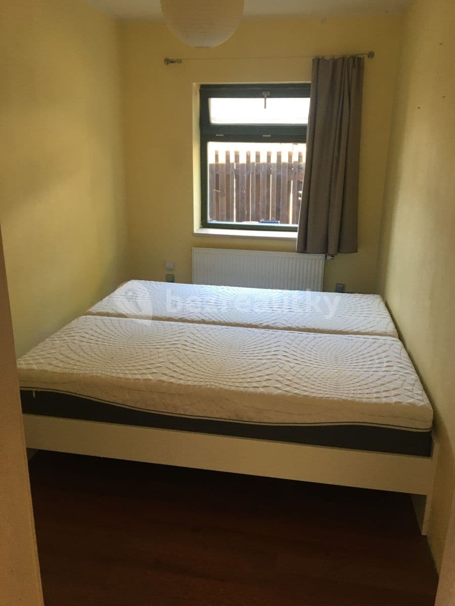 4 bedroom with open-plan kitchen flat to rent, 150 m², Prachovská, Prague, Prague 4 bedroom with open-plan kitchen flat to rent, 150 m², Prachovská, Prague, Prague