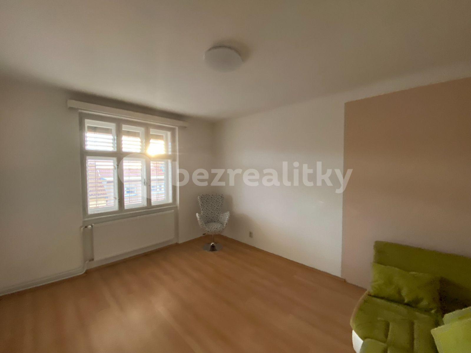 4 bedroom flat to rent, 84 m², Viniční, Brno, Jihomoravský Region