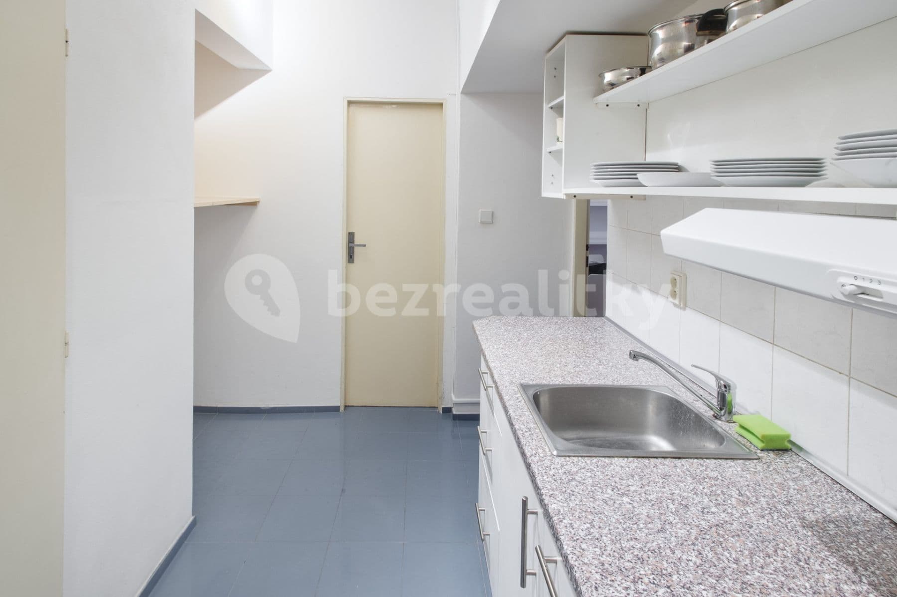 1 bedroom with open-plan kitchen flat to rent, 39 m², Na Dolinách, Prague, Prague 1 bedroom with open-plan kitchen flat to rent, 39 m², Na Dolinách, Prague, Prague