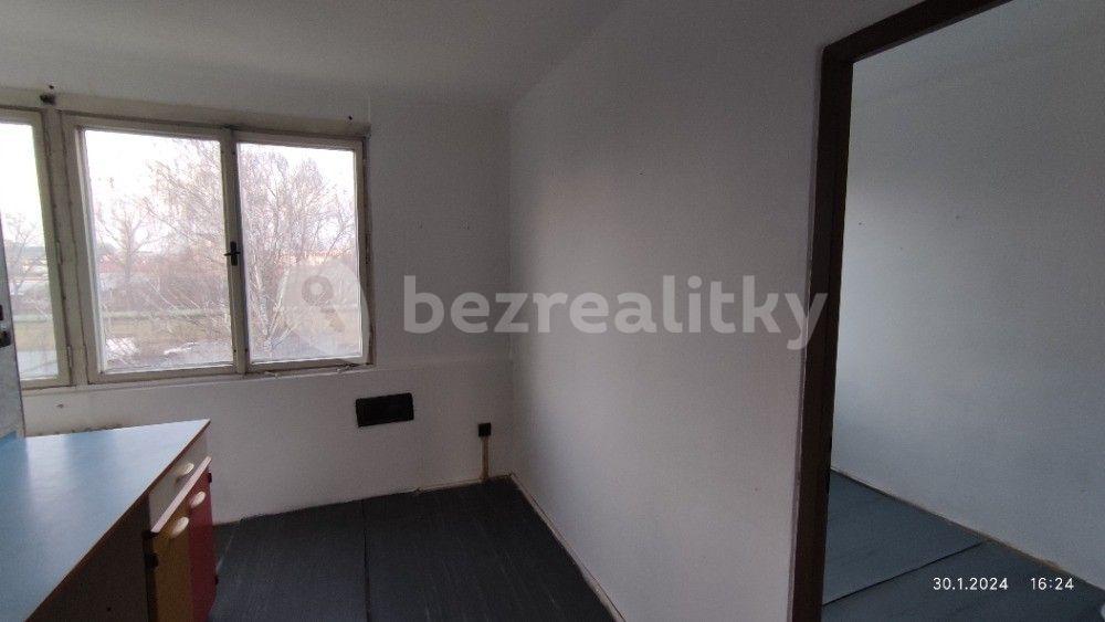 4 bedroom flat for sale, 74 m², Severní, Hradec Králové, Královéhradecký Region