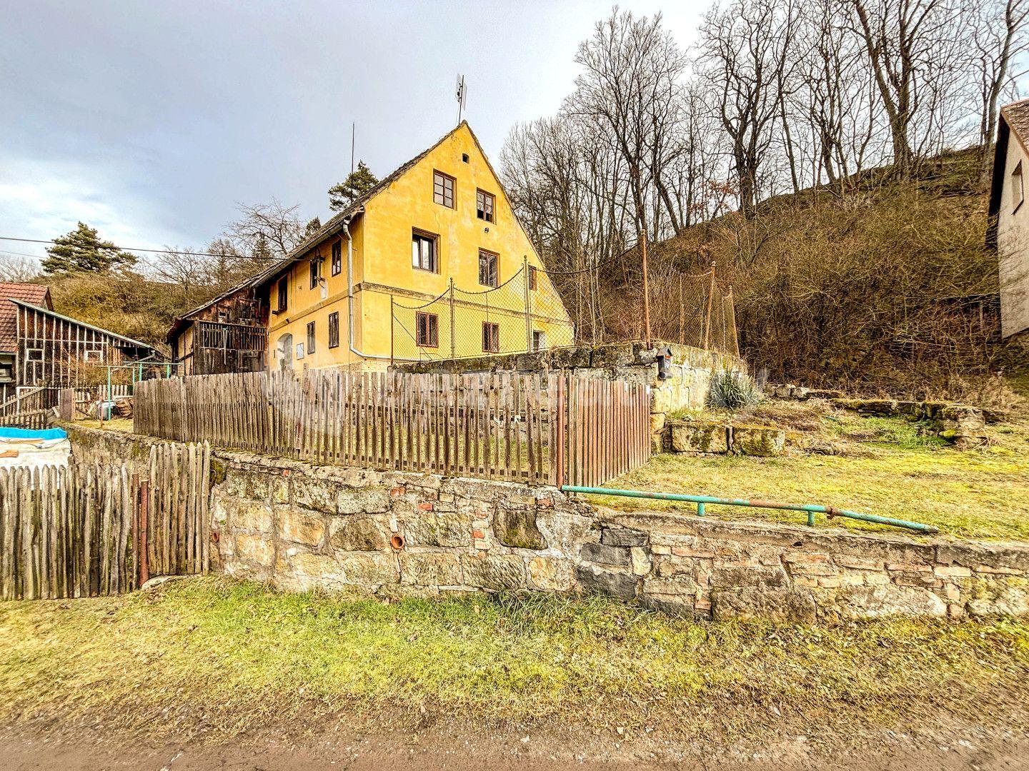 house for sale, 388 m², Úštěk, Ústecký Region