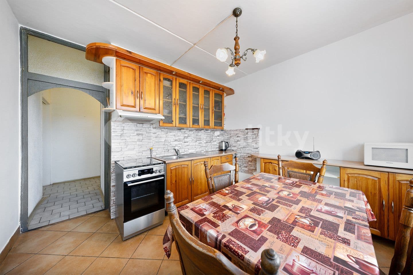 3 bedroom flat for sale, 72 m², U Sauny, Jirkov, Ústecký Region