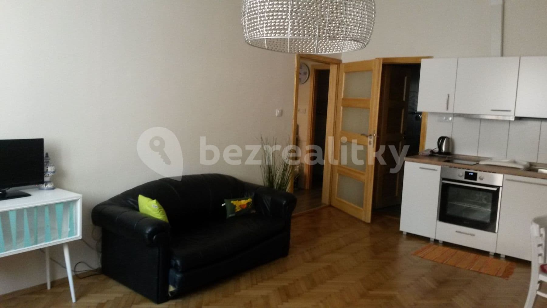 1 bedroom with open-plan kitchen flat to rent, 56 m², Husinecká, Prague, Prague 1 bedroom with open-plan kitchen flat to rent, 56 m², Husinecká, Prague, Prague