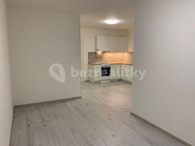 1 bedroom with open-plan kitchen flat to rent, 47 m², Lubenská, Rakovník, Středočeský Region 1 bedroom with open-plan kitchen flat to rent, 47 m², Lubenská, Rakovník, Středočeský Region