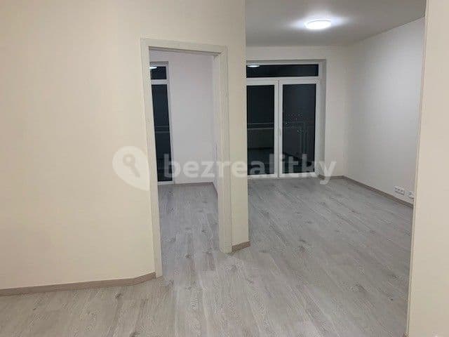 1 bedroom with open-plan kitchen flat to rent, 47 m², Lubenská, Rakovník, Středočeský Region 1 bedroom with open-plan kitchen flat to rent, 47 m², Lubenská, Rakovník, Středočeský Region