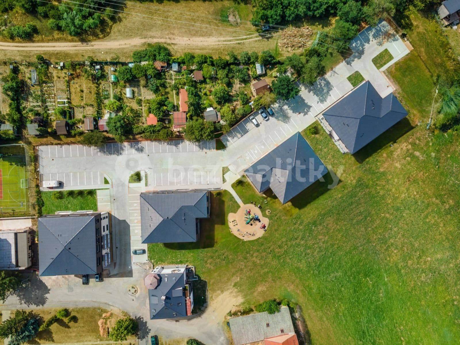 1 bedroom with open-plan kitchen flat to rent, 47 m², Lubenská, Rakovník, Středočeský Region 1 bedroom with open-plan kitchen flat to rent, 47 m², Lubenská, Rakovník, Středočeský Region