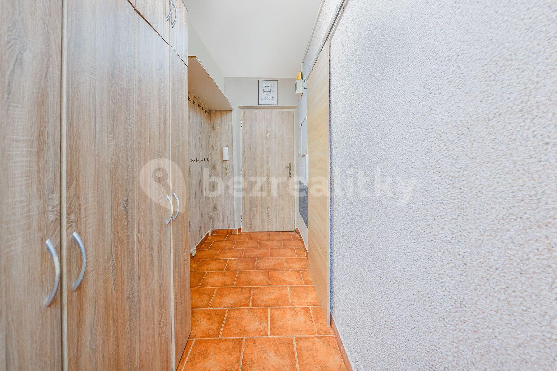 3 bedroom flat for sale, 80 m², Grusova, Pardubice, Pardubický Region