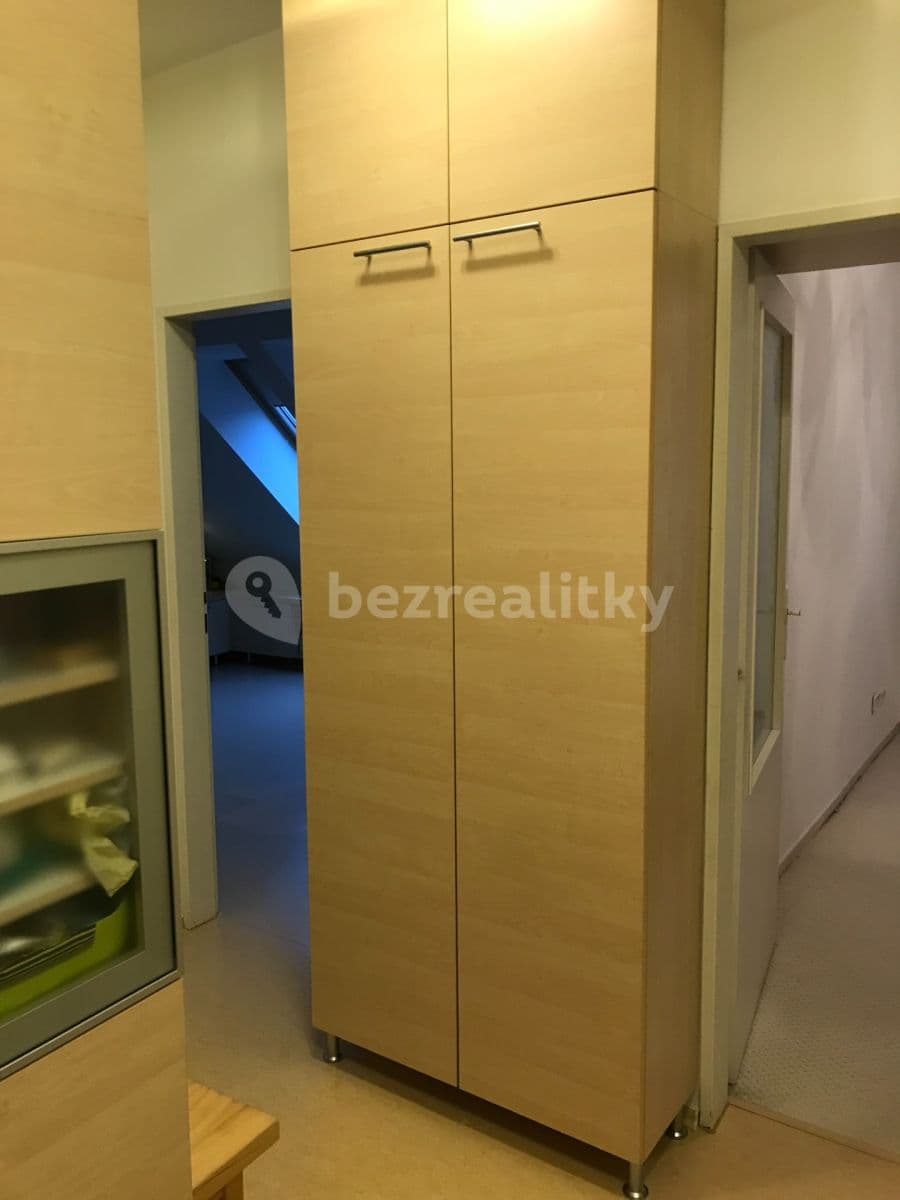 1 bedroom with open-plan kitchen flat to rent, 46 m², Otiskova, Brno, Jihomoravský Region 1 bedroom with open-plan kitchen flat to rent, 46 m², Otiskova, Brno, Jihomoravský Region