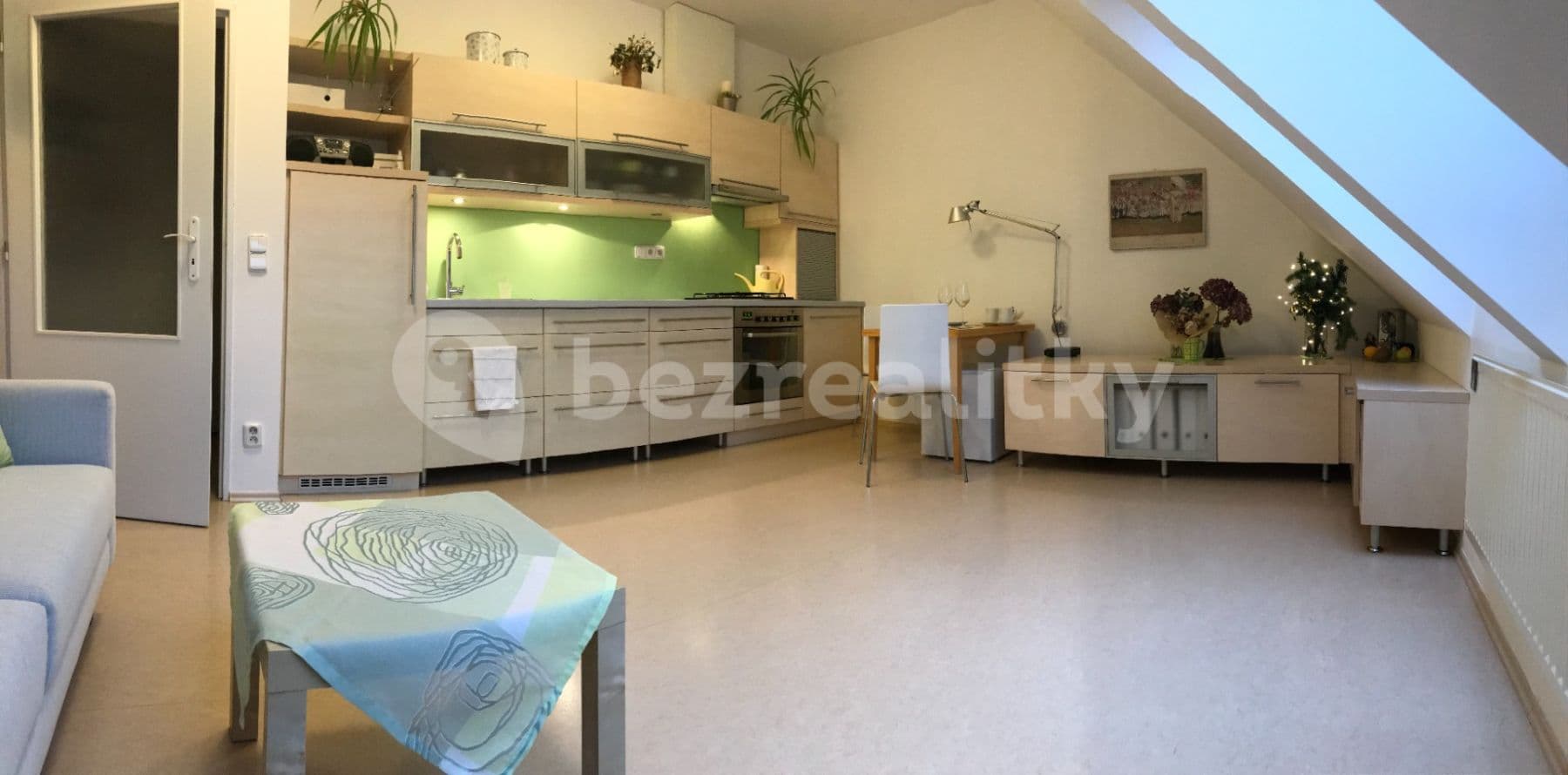 1 bedroom with open-plan kitchen flat to rent, 46 m², Otiskova, Brno, Jihomoravský Region 1 bedroom with open-plan kitchen flat to rent, 46 m², Otiskova, Brno, Jihomoravský Region