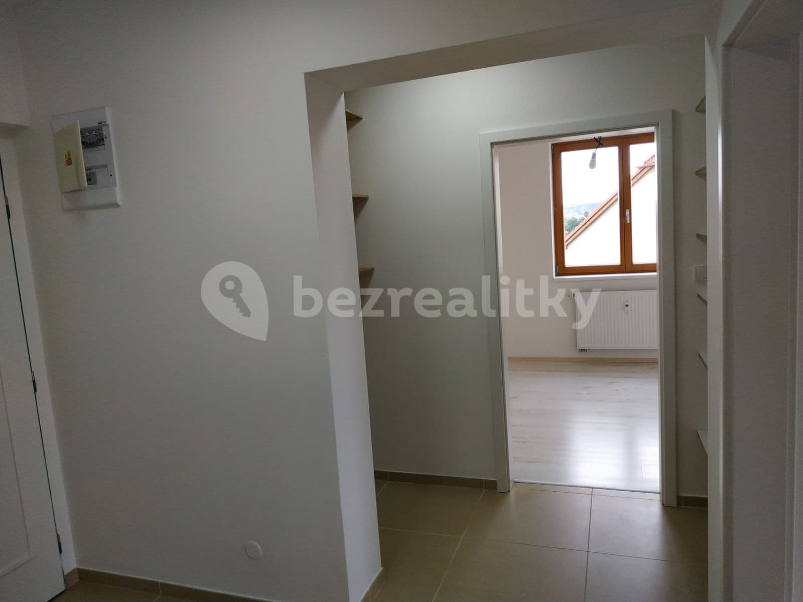 2 bedroom with open-plan kitchen flat to rent, 80 m², Holubice, Jihomoravský Region 2 bedroom with open-plan kitchen flat to rent, 80 m², Holubice, Jihomoravský Region