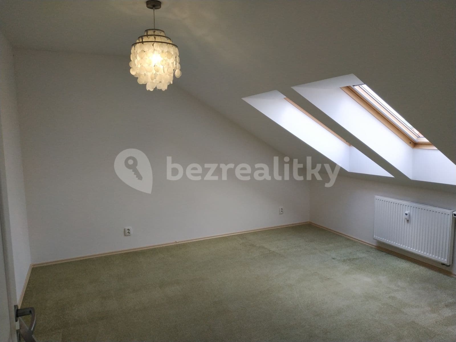2 bedroom with open-plan kitchen flat to rent, 80 m², Holubice, Jihomoravský Region 2 bedroom with open-plan kitchen flat to rent, 80 m², Holubice, Jihomoravský Region
