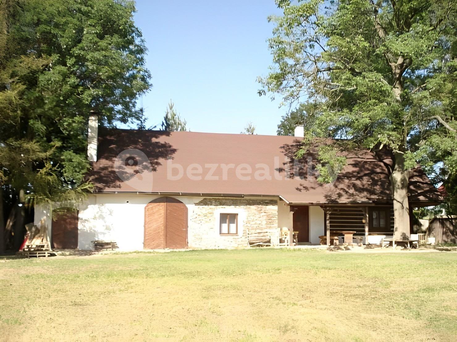 recreational property to rent, 0 m², Kameničky, Pardubický Region