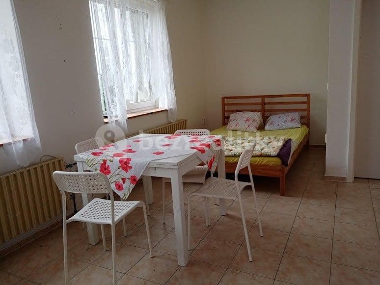 1 bedroom with open-plan kitchen flat to rent, 40 m², Nová, Radostice, Jihomoravský Region