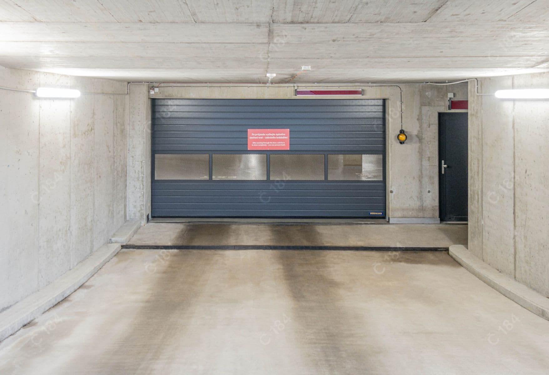 garage to rent, 15 m², Čerpadlová, Prague, Prague garage to rent, 15 m², Čerpadlová, Prague, Prague