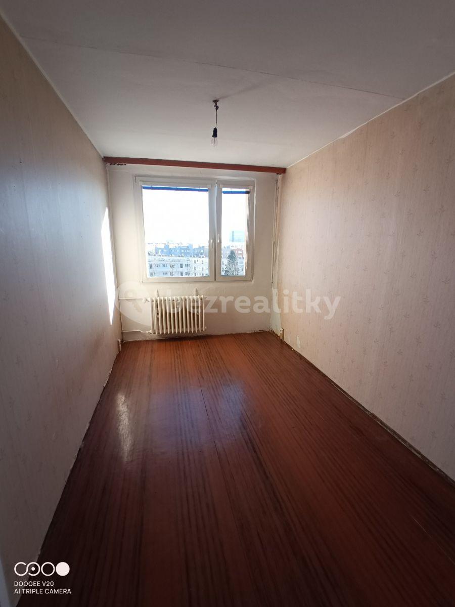 3 bedroom flat for sale, 67 m², Na Strži, Prague, Prague