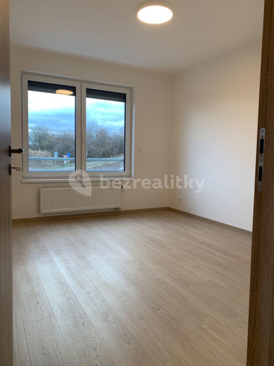 2 bedroom with open-plan kitchen flat to rent, 91 m², Klapálkova, Prague, Prague