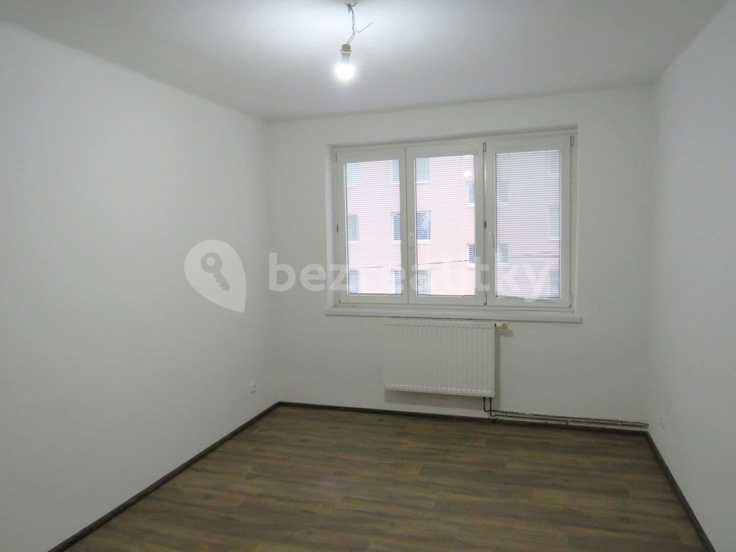 3 bedroom flat for sale, 61 m², Bartákova, Rýmařov, Moravskoslezský Region