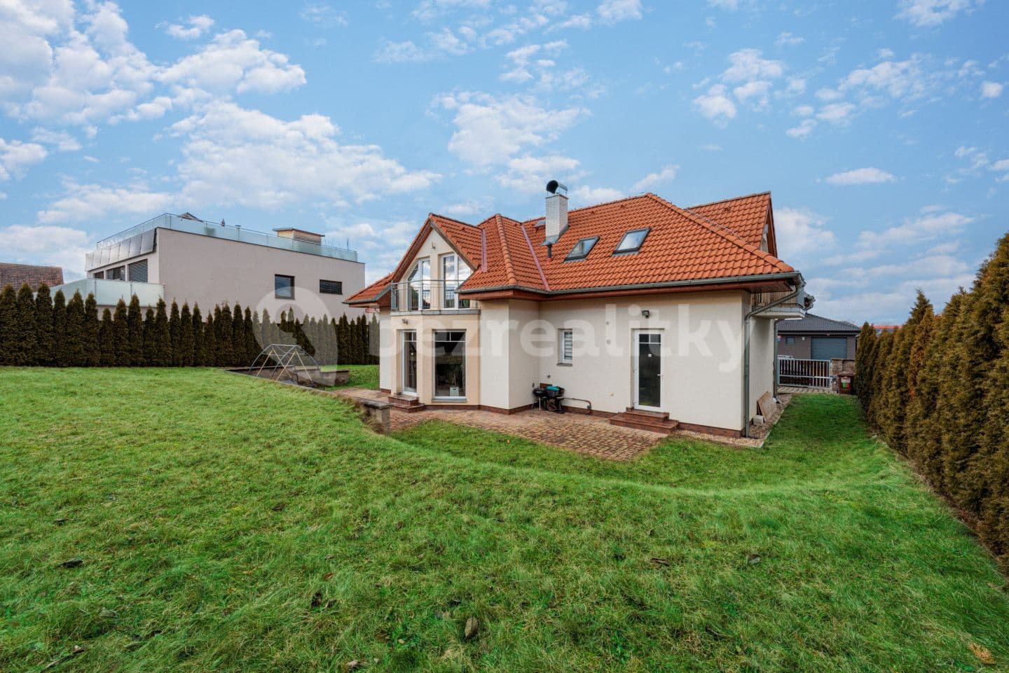 house for sale, 195 m², Muchomůrková, Prague, Prague