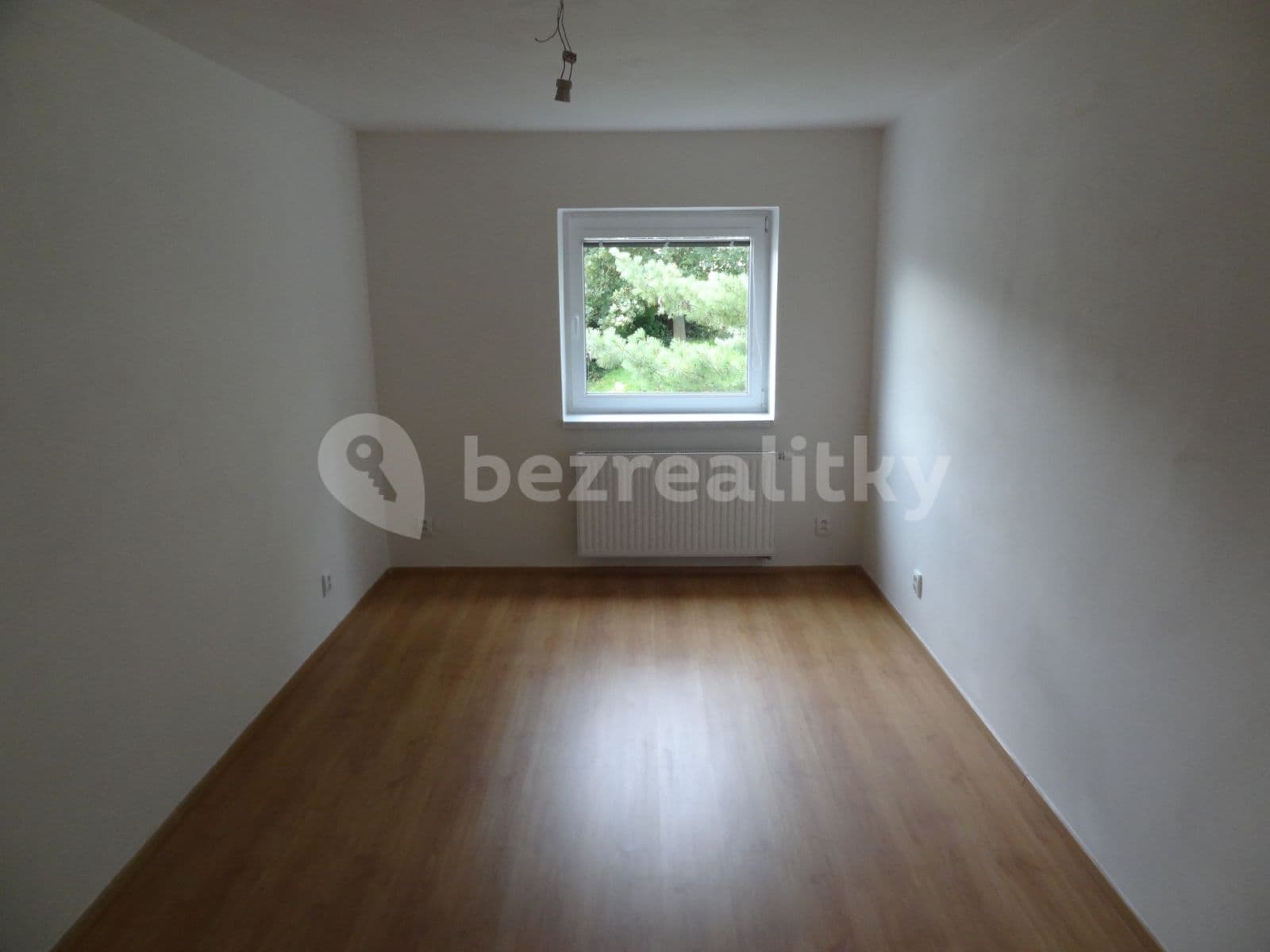 3 bedroom with open-plan kitchen flat for sale, 136 m², Smetanovo náměstí, Adamov, Jihomoravský Region