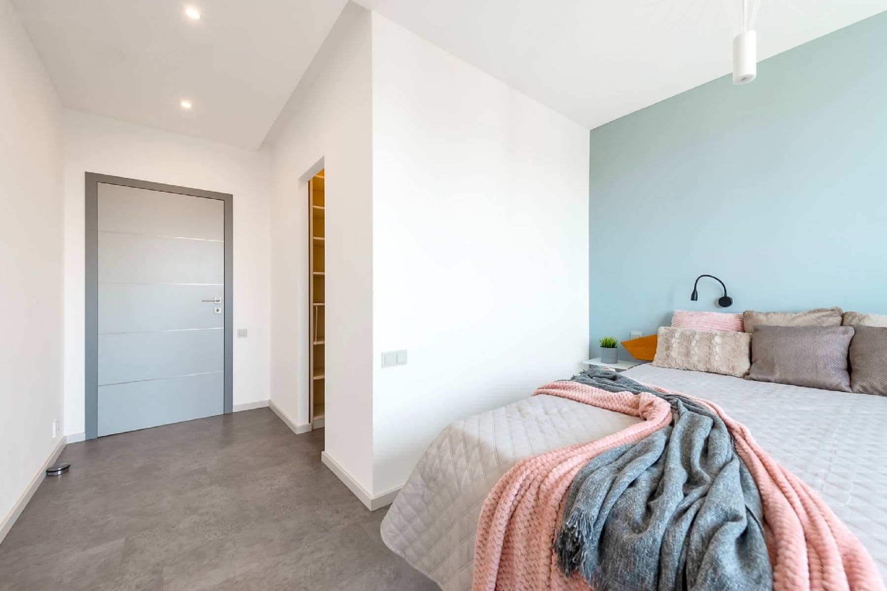 3 bedroom flat to rent, 83 m², Zárubova, Prague, Prague 3 bedroom flat to rent, 83 m², Zárubova, Prague, Prague