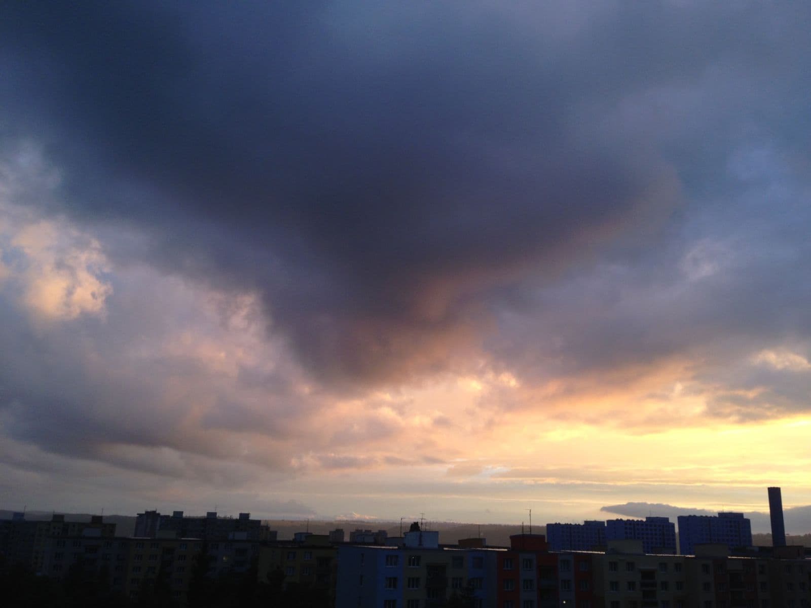 3 bedroom flat to rent, 83 m², Zárubova, Prague, Prague 3 bedroom flat to rent, 83 m², Zárubova, Prague, Prague