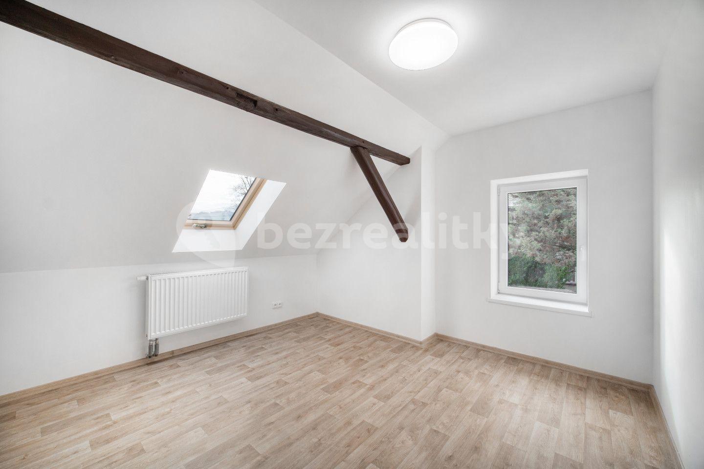 5 bedroom flat for sale, 128 m², U Zastávky, Králíky, Pardubický Region
