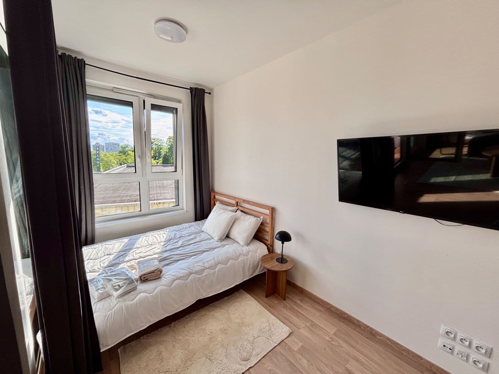 Studio flat to rent, 40 m², Olgy Havlové, Prague, Prague Studio flat to rent, 40 m², Olgy Havlové, Prague, Prague
