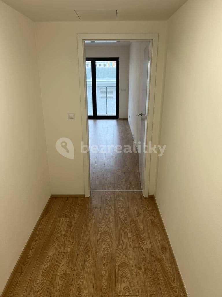 Studio flat to rent, 32 m², Bratislavská, Brno, Jihomoravský Region Studio flat to rent, 32 m², Bratislavská, Brno, Jihomoravský Region