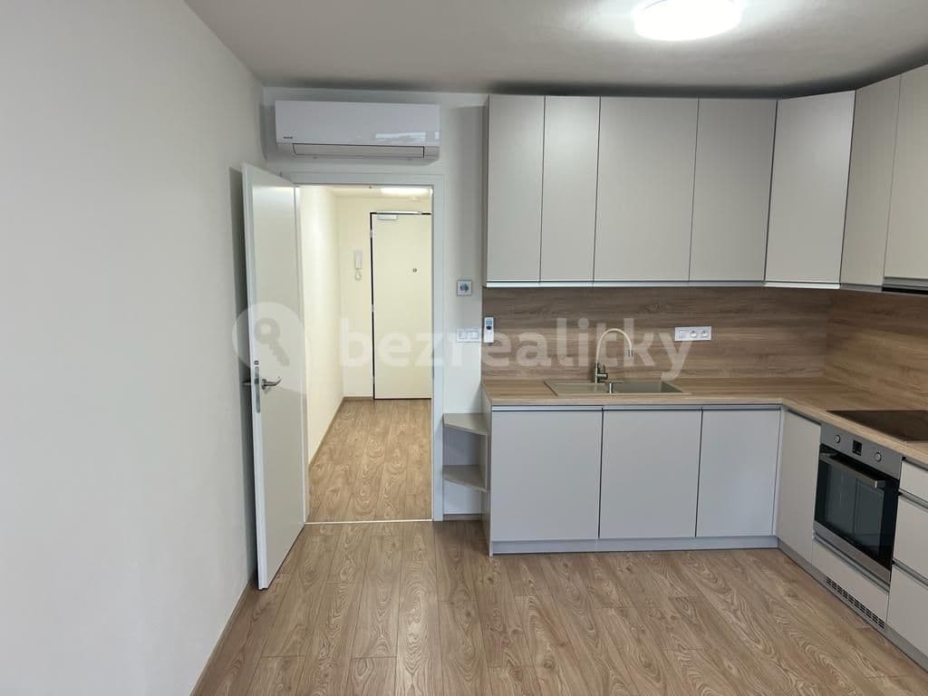 Studio flat to rent, 32 m², Bratislavská, Brno, Jihomoravský Region Studio flat to rent, 32 m², Bratislavská, Brno, Jihomoravský Region