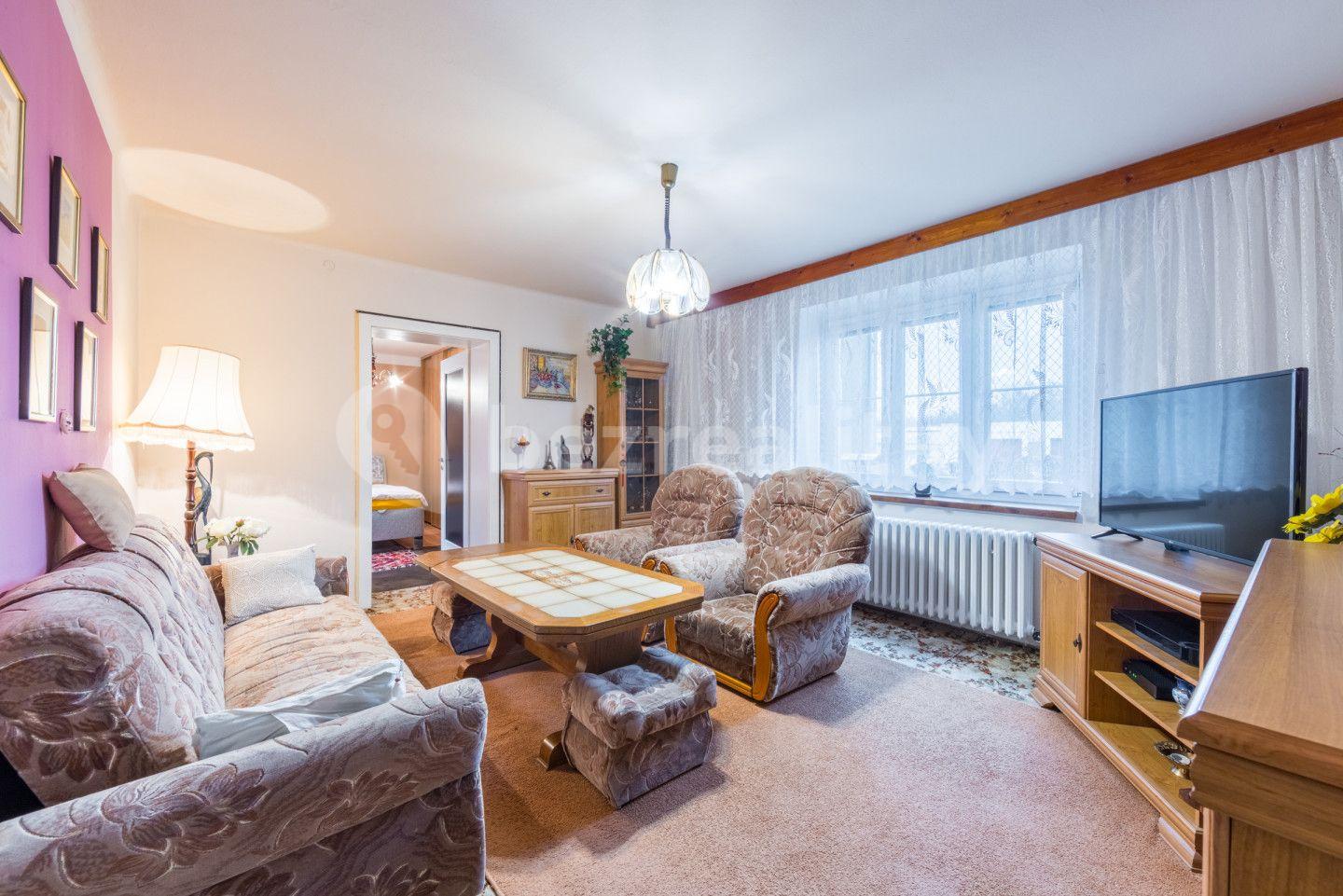 4 bedroom flat for sale, 81 m², Severní, Karlovy Vary, Karlovarský Region
