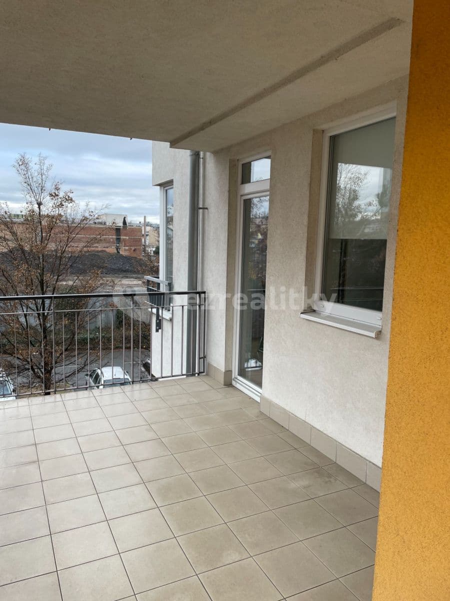 2 bedroom with open-plan kitchen flat to rent, 80 m², Kabešova, Prague, Prague 2 bedroom with open-plan kitchen flat to rent, 80 m², Kabešova, Prague, Prague