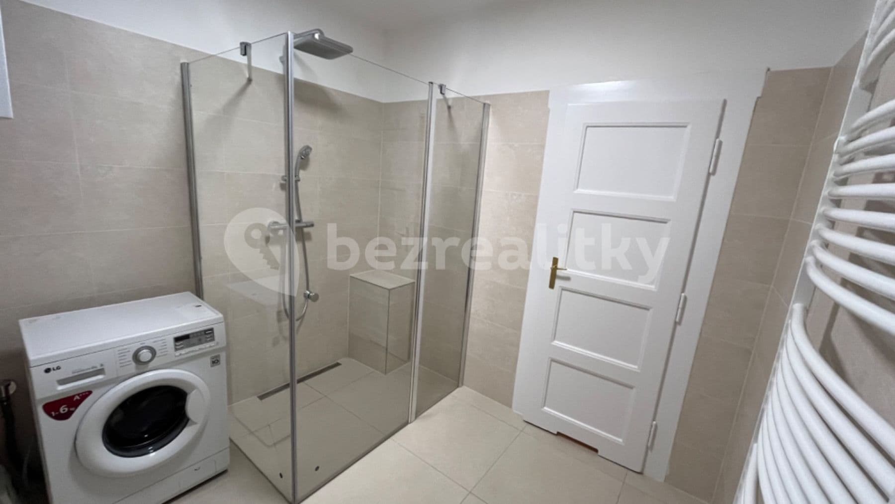 2 bedroom flat to rent, 65 m², Jičínská, Prague, Prague 2 bedroom flat to rent, 65 m², Jičínská, Prague, Prague