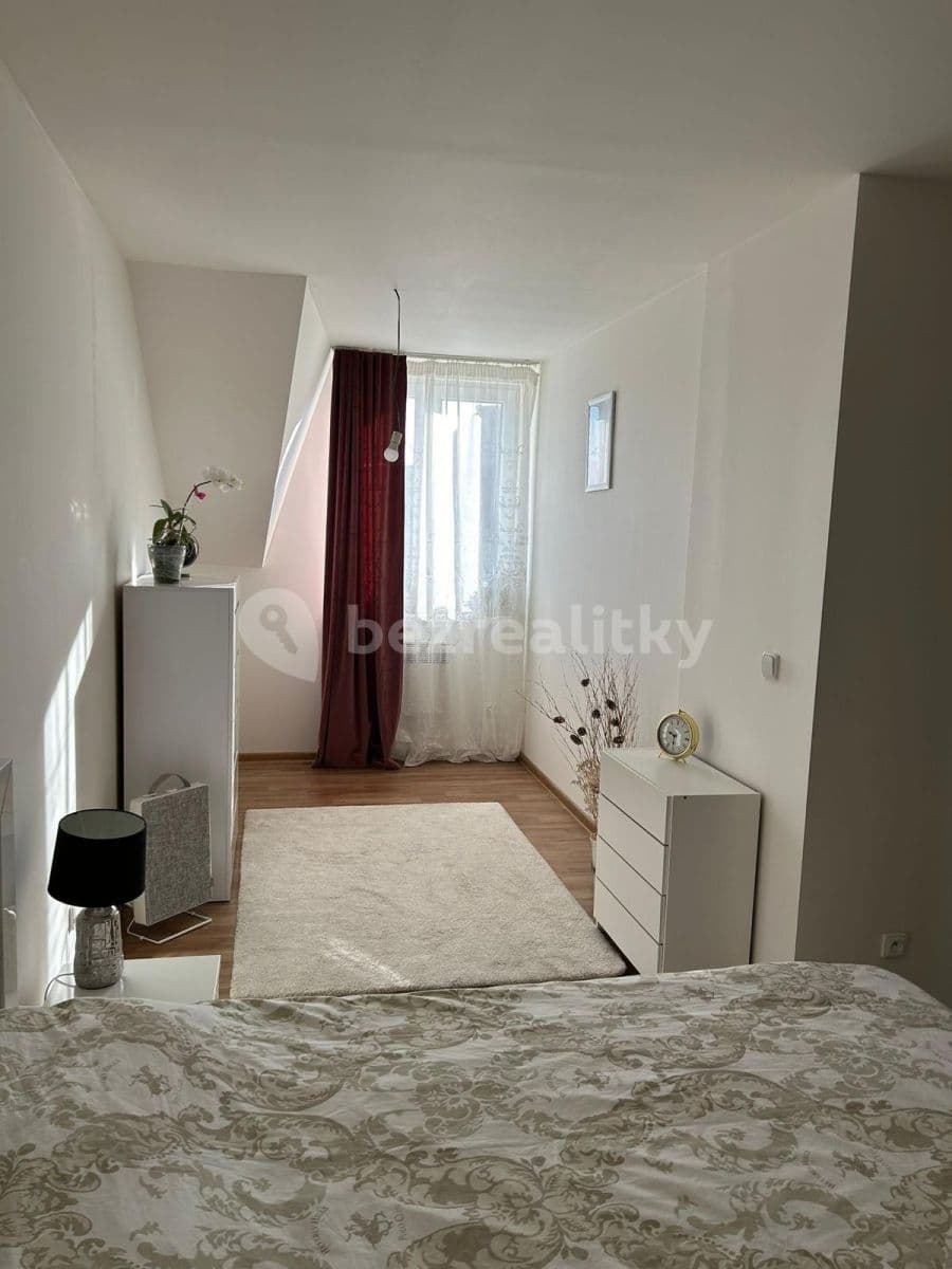 2 bedroom with open-plan kitchen flat to rent, 78 m², Jiřice, Středočeský Region 2 bedroom with open-plan kitchen flat to rent, 78 m², Jiřice, Středočeský Region