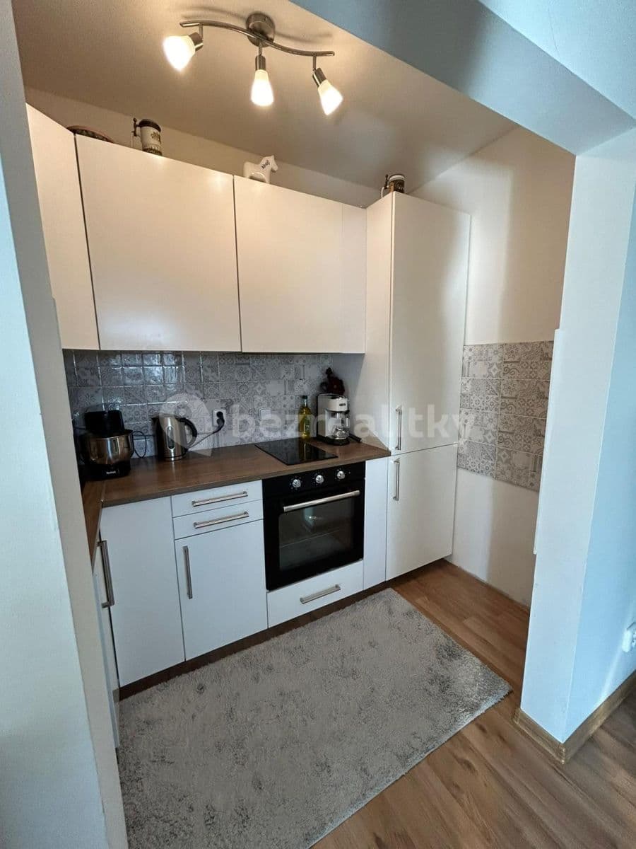 2 bedroom with open-plan kitchen flat to rent, 78 m², Jiřice, Středočeský Region 2 bedroom with open-plan kitchen flat to rent, 78 m², Jiřice, Středočeský Region