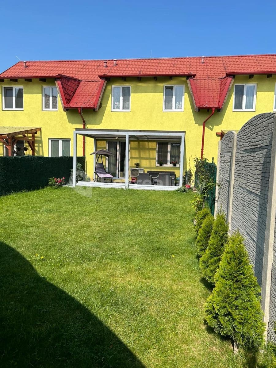 2 bedroom with open-plan kitchen flat to rent, 78 m², Jiřice, Středočeský Region 2 bedroom with open-plan kitchen flat to rent, 78 m², Jiřice, Středočeský Region