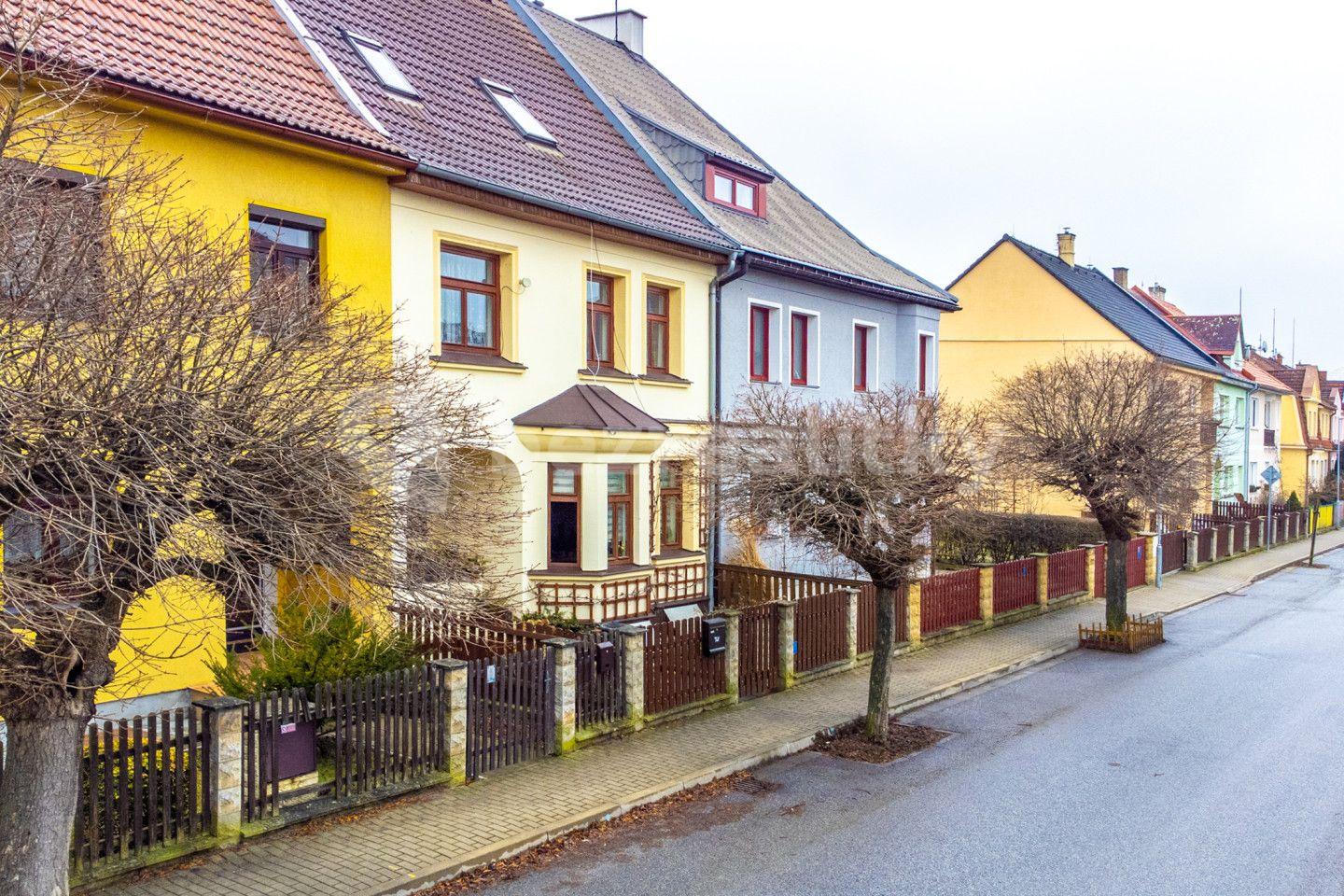 house for sale, 220 m², Komenského, Mimoň, Liberecký Region