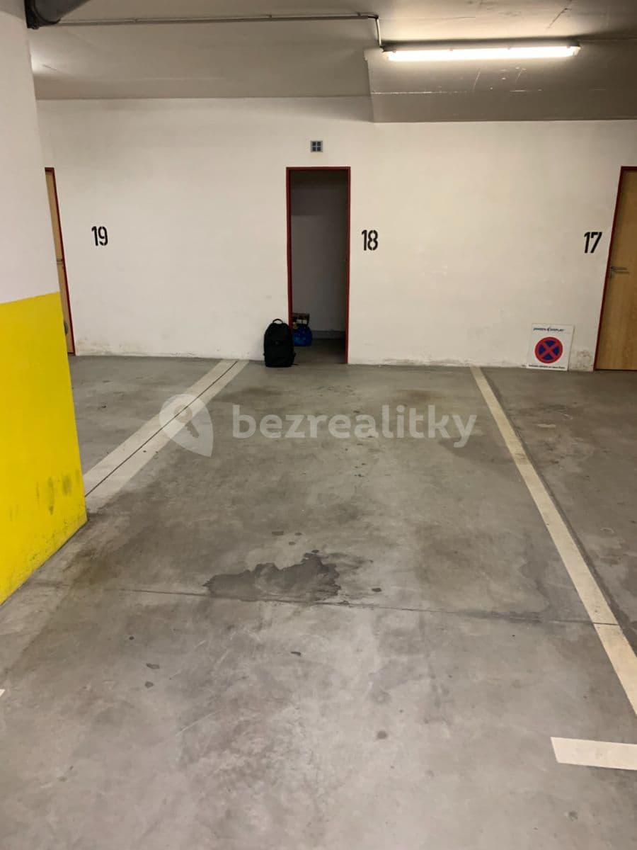 garage to rent, 14 m², Husitská, Prague, Prague garage to rent, 14 m², Husitská, Prague, Prague