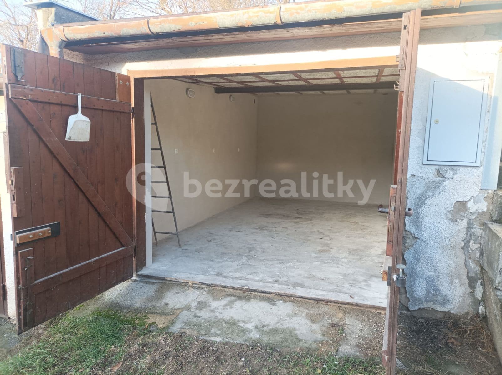 garage to rent, 23 m², Tyršova, Kyjov, Jihomoravský Region garage to rent, 23 m², Tyršova, Kyjov, Jihomoravský Region