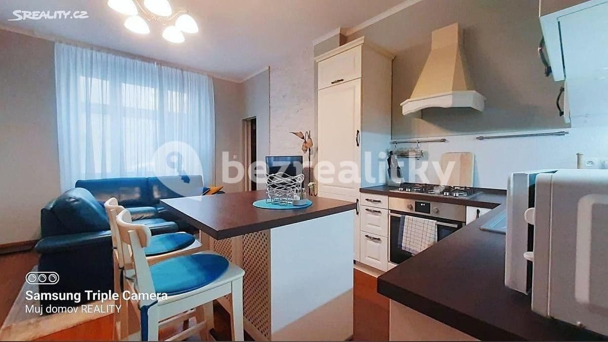 2 bedroom with open-plan kitchen flat to rent, 55 m², Bulharská, Prague, Prague 2 bedroom with open-plan kitchen flat to rent, 55 m², Bulharská, Prague, Prague