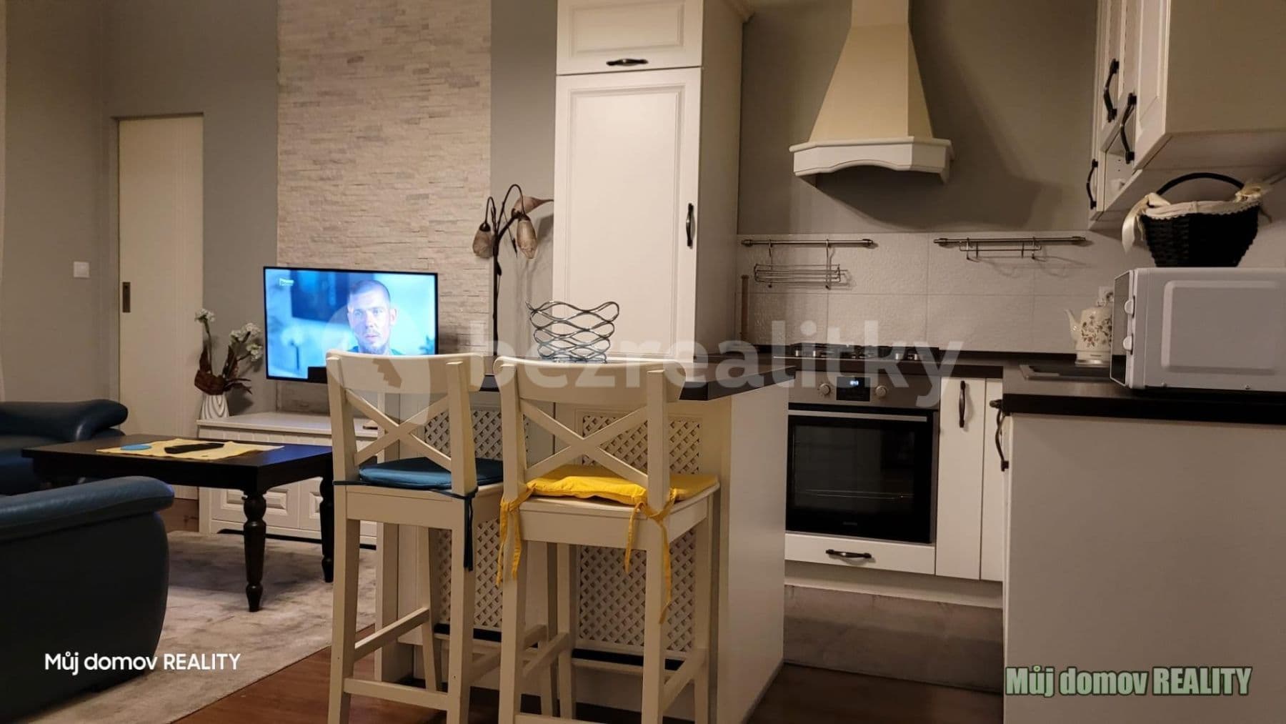 2 bedroom with open-plan kitchen flat to rent, 55 m², Bulharská, Prague, Prague 2 bedroom with open-plan kitchen flat to rent, 55 m², Bulharská, Prague, Prague